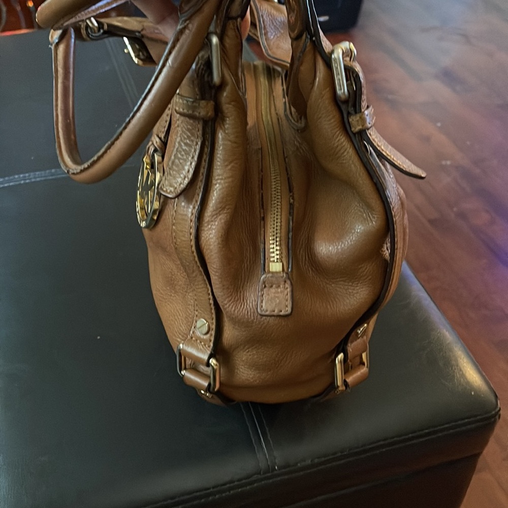 Purse - Picture 2 of 10
